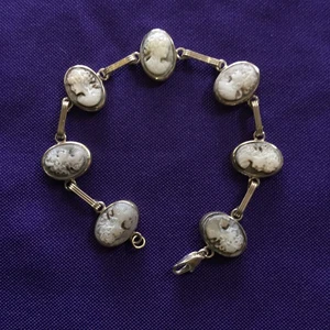 VTG Sterling Silver .925  7 pc Carved Shell Cameo Link Bracelet 6.5" Italy - Picture 1 of 10