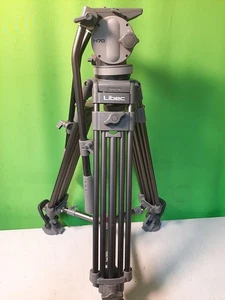 Libec T98 Carbon Fibre Tripod, W/ Libec H70 Head & SC-9 Soft Case - Picture 1 of 13