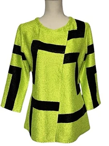 Chaqueta Top Berek Mujer Pequeña Geométrica Texturizada Ligera Arrugada Verde Negra - Imagen 1 de 22