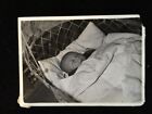 #4584 Japanisch Vintage Foto 1940s / Sleepy Baby Kinder Futon Korb