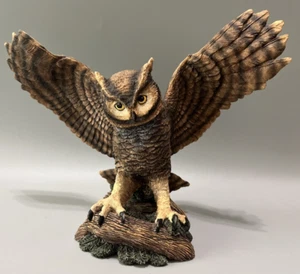 Vintage 1995 Hamilton Collection Great Horned Owl Wilderness Sculpture Figurine - Picture 1 of 8