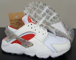 CRÁTER NIKE AIR HUARACHE PREMIUM BLANCO NARANJA ROJO DR0449-100 (MUJER TALLA 6.5) - Imagen 1 de 17