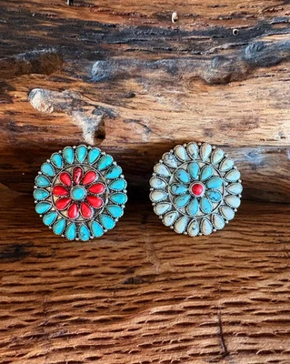 Wild Rag Scarf Slide -Zuni petite point cluster conch stones with flower patter - Image 1 of 4