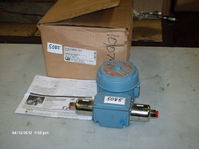 United Electric  Pressure Controls #J120K-157 X-Proof 10-100 PSI MWP 150# (NIB)  - Image 1 of 1