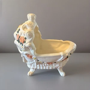 Bisque bassinet decorative doll bed with flowers - Picture 1 of 10