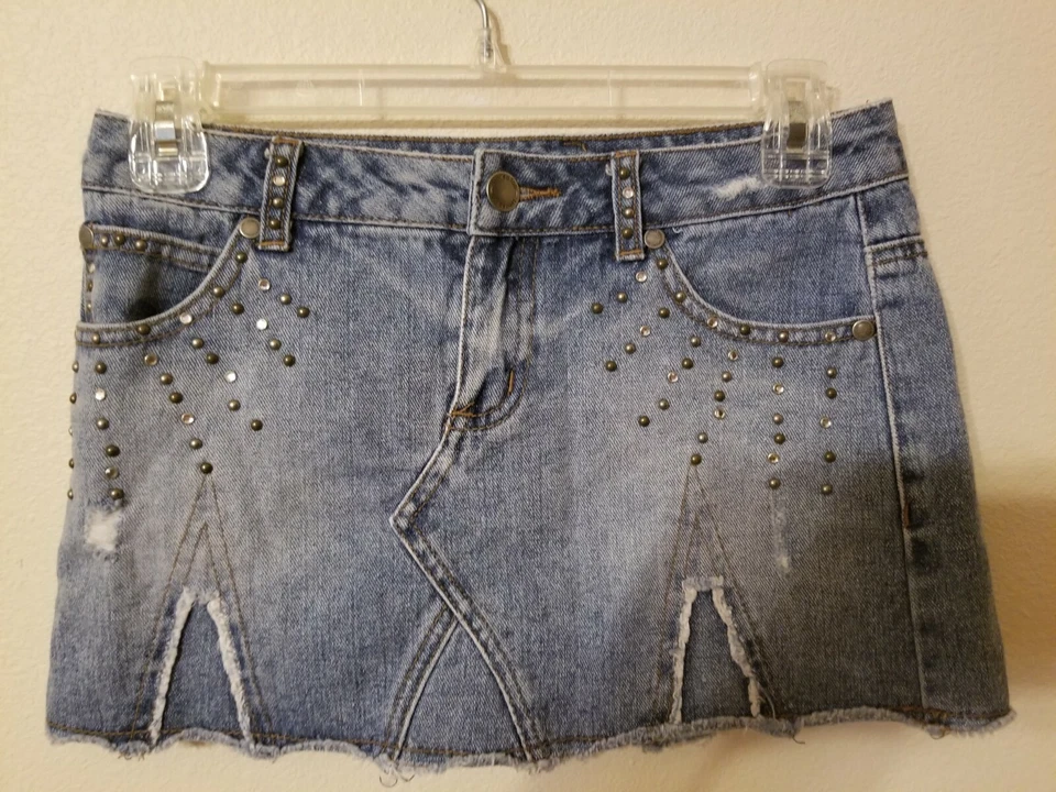 Falda limitada demasiado juvenil niñas talla 8.5 denim 28 W 11 L desgastada cuentas bling  Foto 1 de 4