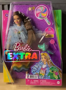 Barbie EXTRA #9 Rüschenjacke inklusive 15 Stylingteile und Haustier - Bild 1 von 15
