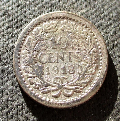 OLD SILVER 10 CENT 1918 COIN OF NETHERLANDS QUEEN WILHELMINA ~ WORLD WAR I - Image 1 of 2