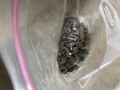 Ford Mustang 1992 surtido tuercas tornillos Foto 1 de 2