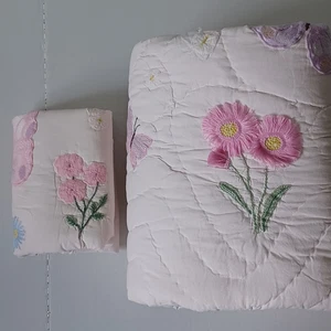 Pottery Barn Kids Wildflower Butterfly Twin Quilt & Std Sham Pink Multi NWOT - Picture 1 of 8