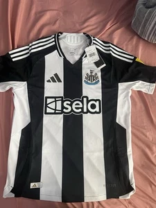 Adidas Newcastle United FC 24/25 Home Authentic Jersey JJ4466 Men’s Size L - Picture 1 of 7