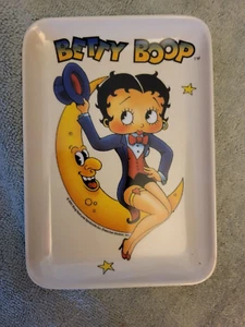 Vassoio di plastica Betty Boop - piccolo 6 pollici x 4 pollici - nuovo - mai usato - datato 2001 - Foto 1 di 2