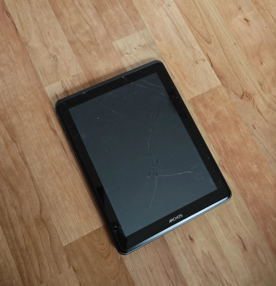 Archos Carbon 97 in schwarz ( defekt ) - Bild 1 von 3