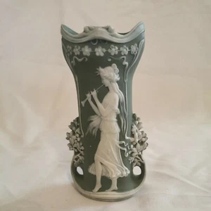Vintage Retro Pottery Rosebud Vase with Musical Lady Detail, Very Pretty,# 4100 - Picture 1 of 12