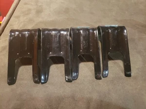 (4) 10LB Nuovo UNIVERSALE Estintore Staffa Gancio Amerex Montaggio a Parete Appendiabiti - Foto 1 di 2