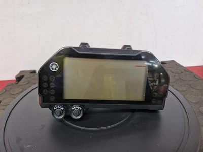 Velocímetro Yamaha MT-10 SPEEDO CUADRO DE INSTRUMENTOS 2017 23.255 millas Foto 1 de 4