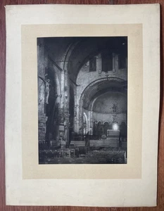 Crypte des Saintes-Maries-de-la-Mer. Tirage au charbon. Circa 1890. - Picture 1 of 2