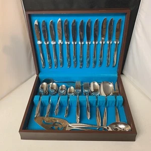 MCM International Stainless Jamaica Tradewinds 64 Pcs Service 9 Serving Pcs A1j - Picture 1 of 12