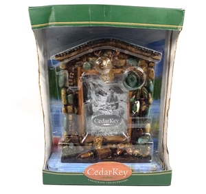 CEDAR KEY Vertical Picture Frame Stone Hunting Cabin -For 4x6 and 5x7 Pictures - Picture 1 of 9