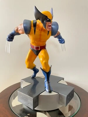 Sideshow X-men Wolverine Comiquette Estatua #482/750 Foto 1 de 4
