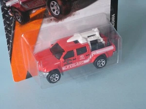 Matchbox Toyota Tacoma 4x4 salvavidas rescate San Diego juguete modelo coche 73 mm largo c - Imagen 1 de 2