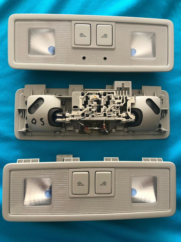 VW Volkswagen Audi Seat Skoda Deckenleuchte hinten Leseleuchte 3 Stck! - Bild 1 von 1