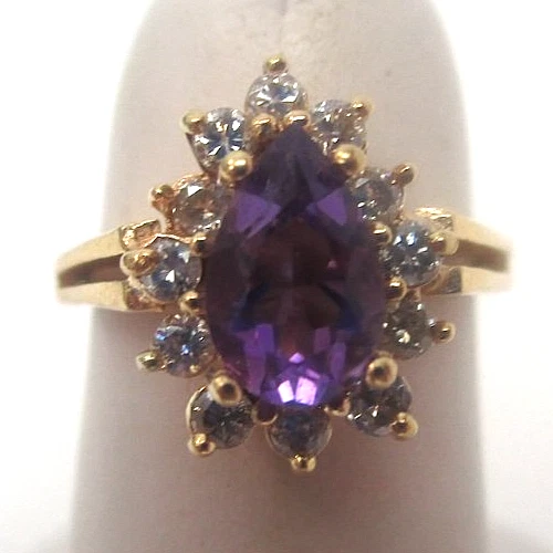 Anillo Vintage Oro Amarillo 14k Amatista y Diamantes Talla 4.5 1.75ct TW Foto 1 de 4