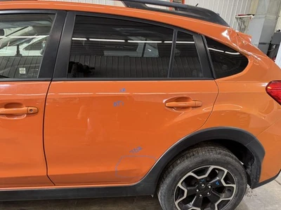 13-17 SUBARU XV CROSSTREK DRIVER PUERTA TRASERA IZQUIERDA NARANJA MANDARINA G2U Foto 1 de 4
