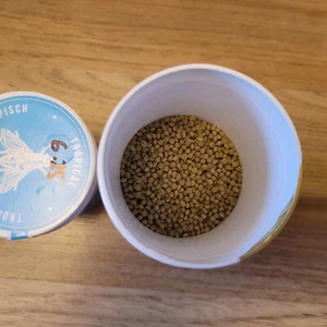ASSORTED FISH FOODS X 3 FLAKE PELLET AND BUG BITES POTS - Picture 1 of 2