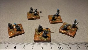 PAINTED KNIGHT    MEDIEVAL   10MM METAL MINIATURE/KALLISTRA HORDES & HEROES M656 - Imagen 1 de 1