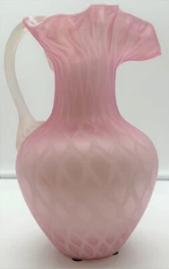 ANTIQUE MT WASHINGTON PAIRPOINT CASE PINK DIAMOND QUILT PITCHER SATIN GLASS 9.5" - Picture 1 of 8