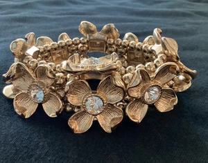 Vintage High End Gold Tone Flower Rhinestone Stretch Bracelet - Picture 1 of 5
