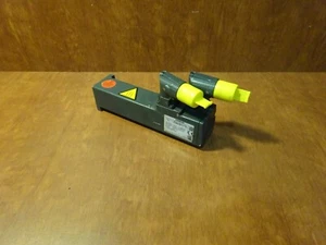 Servomotor Siemens 1FK7015-5AK71-1JG3 - Imagen 1 de 3