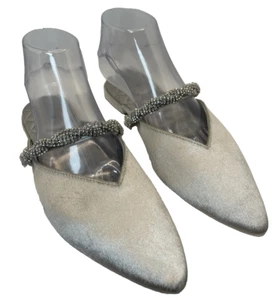 Birdies Silver The Swan Pointed Toe Flats Embellished Size 8.5 - Picture 1 of 6