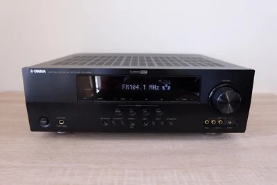 Yamaha RX-V565 7.1 Channel A/V HDMI Stereo Receiver - Tested Works Perfect - Image 1 of 4