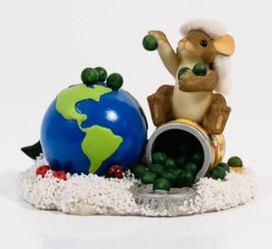 Ratón de Navidad Charming Tails Peas on Earth World Globe Enesco 87/215 * - Imagen 1 de 6