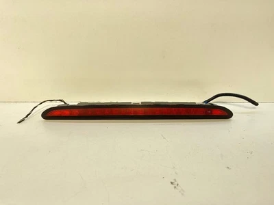 2018 - 2024 VOLKSWAGEN TIGUAN ЗАДНИЙ ВЫСОКИЙ ДЕРЖАТЕЛЬ 3-Й СТОП-СИГНАЛ ЛАМПА OEM - Изображение 1 из 4