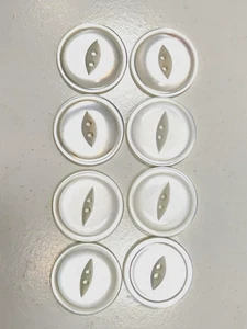 Vintage weiß blickdicht rund Kunststoff Knöpfe x 8 Stück 2-Loch 1 1/8" B1 - Bild 1 von 5