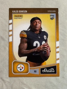 Panini Instant Studio 2025 Kaleb Johnson Rookie RC PR/367 #SR-17 Steelers - Imagen 1 de 2