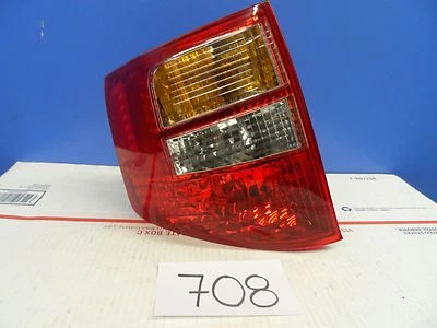 02 03 04 Isuzu Axiom Luz Trasera Lateral del Conductor Luz Trasera Usada (708) Foto 1 de 4