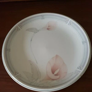 Piatto insalata Keltcraft Misty Isle Collection di Noritake Eternal Blush - Foto 1 di 6