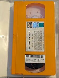 Vertrauter feind VHS Kassette orange