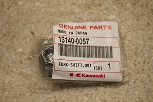 2009-2016 KX250F Kawasaki OEM Transmission Out Shift Fork 13140-0057 D13 1188 - Bild 1 von 3