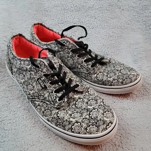 Vans Paisley White & Black Low Tops Size 9.5 Women's - Picture 1 of 6