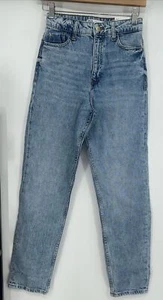 Zara Mom Fit Jeans Womens 2 High Rise Classic Ankle Light Wash Distressed NWT - Picture 1 of 6