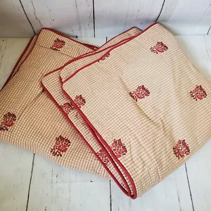 WILLIAMSBURG 2 EURO PILLOW SHAMS Lafayette plaid Floral Red Trim Colonial - Picture 1 of 5