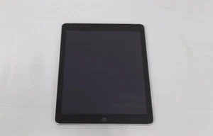 APPLE IPAD 5TH GEN | MP242LL/A | 9.7" | 32GB | UNLOCKED | SPACE GRAY - Picture 1 of 5