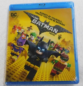 The LEGO Batman Movie Blu-Ray NEW DC Comics - Picture 1 of 2