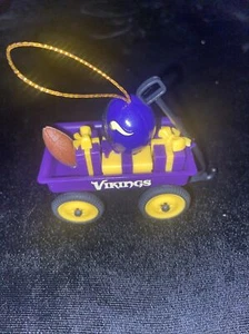 Minnesota Vikings Wagon Full Of Presents And Equipment Christmas Ornament NWT - Picture 1 of 4