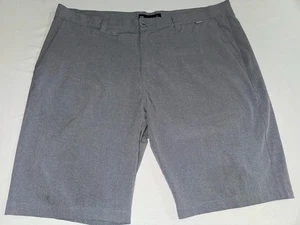 Travis Mathew Golf Performance Freizeitshorts grau Herren Gr. 40 neu ohne Etikett! " - Bild 1 von 7
